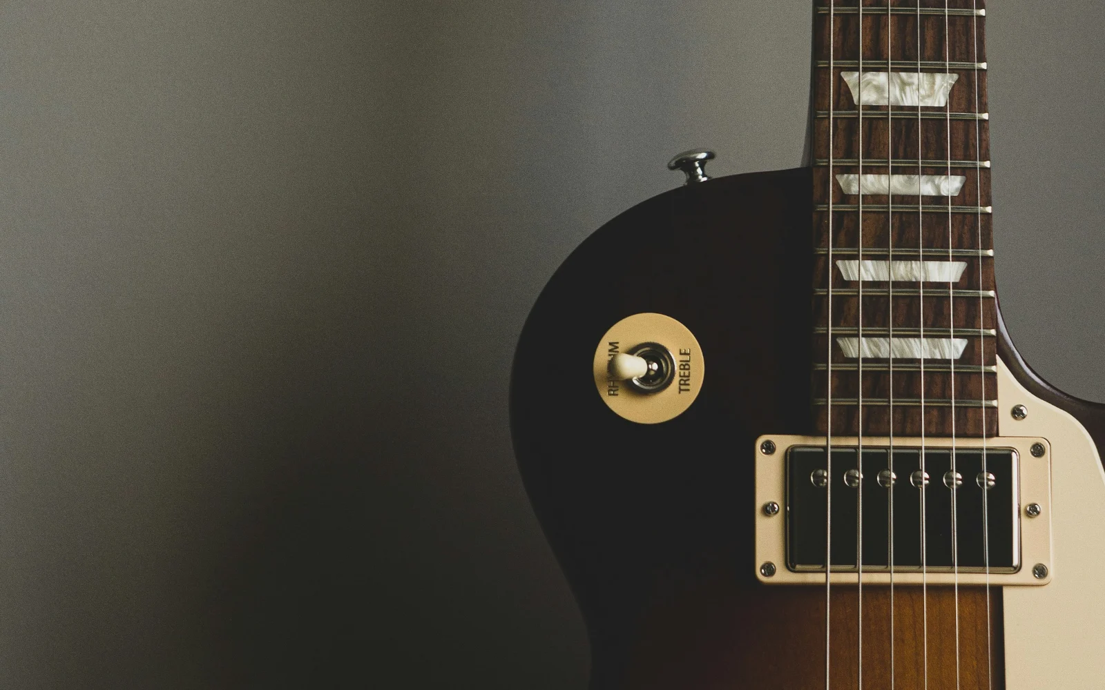 Електрогітара Gibson Les Paul у забарвленні санберст